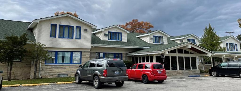Au Sable Camp Inn Lodge מראה חיצוני תמונה